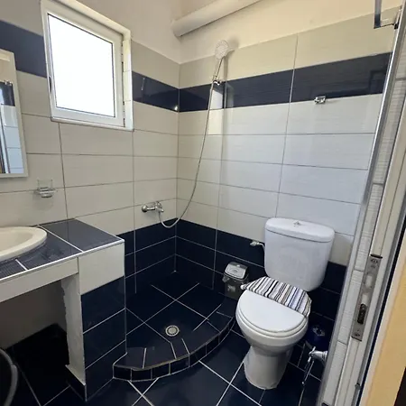 Πανσιόν Angels Εξαμίλιο