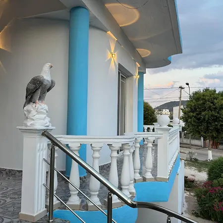 Πανσιόν Angels Εξαμίλιο