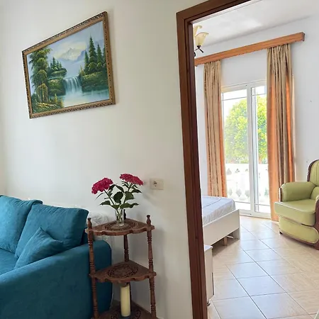 Angels Πανσιόν Εξαμίλιο